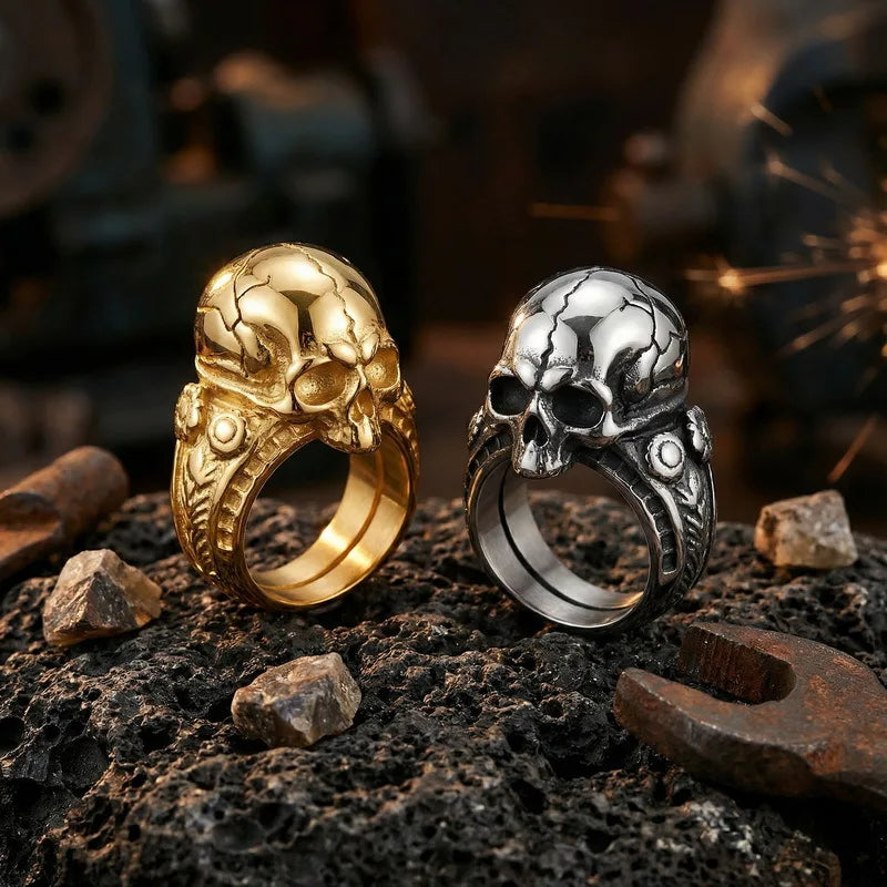 Kalen European American Gothic Skull Ring Punk Retro Dark Cracked Skull Stainless Steel Men Ring Jewelry