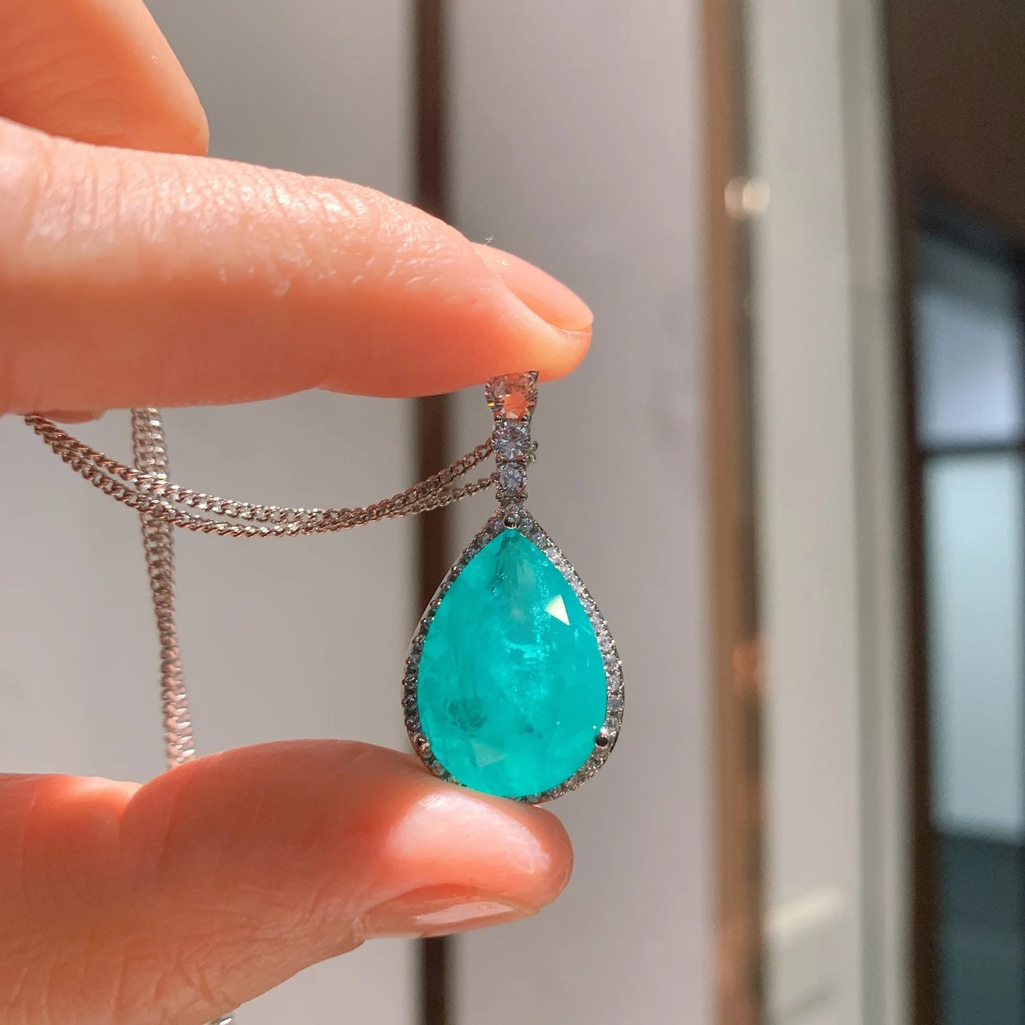 Elegant Fashion Jewelry Eco-friendly Copper 12-10MM Sea Blue Zircon Floral Pendant Earrings Set Women's Bridal Jewelry Set
