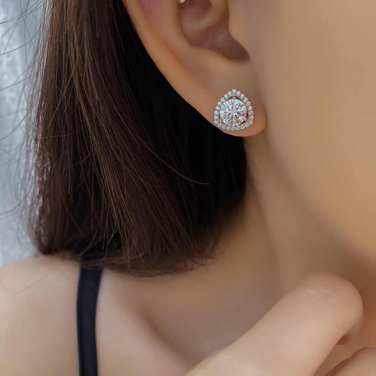ArtistA 925 Sterling Silver Shiny CZ Fine Jewelry Sets Women Shiny Triangle 6A Zircon Earring Necklace Ring Parties Weddings