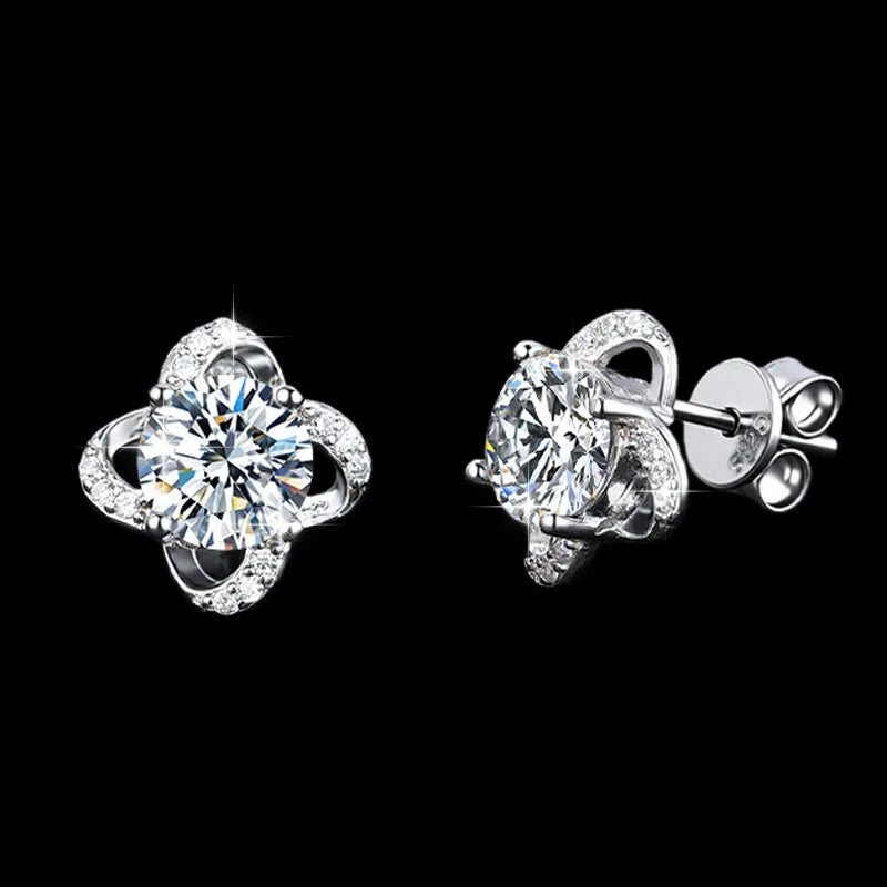 REDheart Trendy S925 Silver Four-leaf Clover Inlaid 1CT Moissanite Pendant Necklace and Earrings for Women Jewelry Set