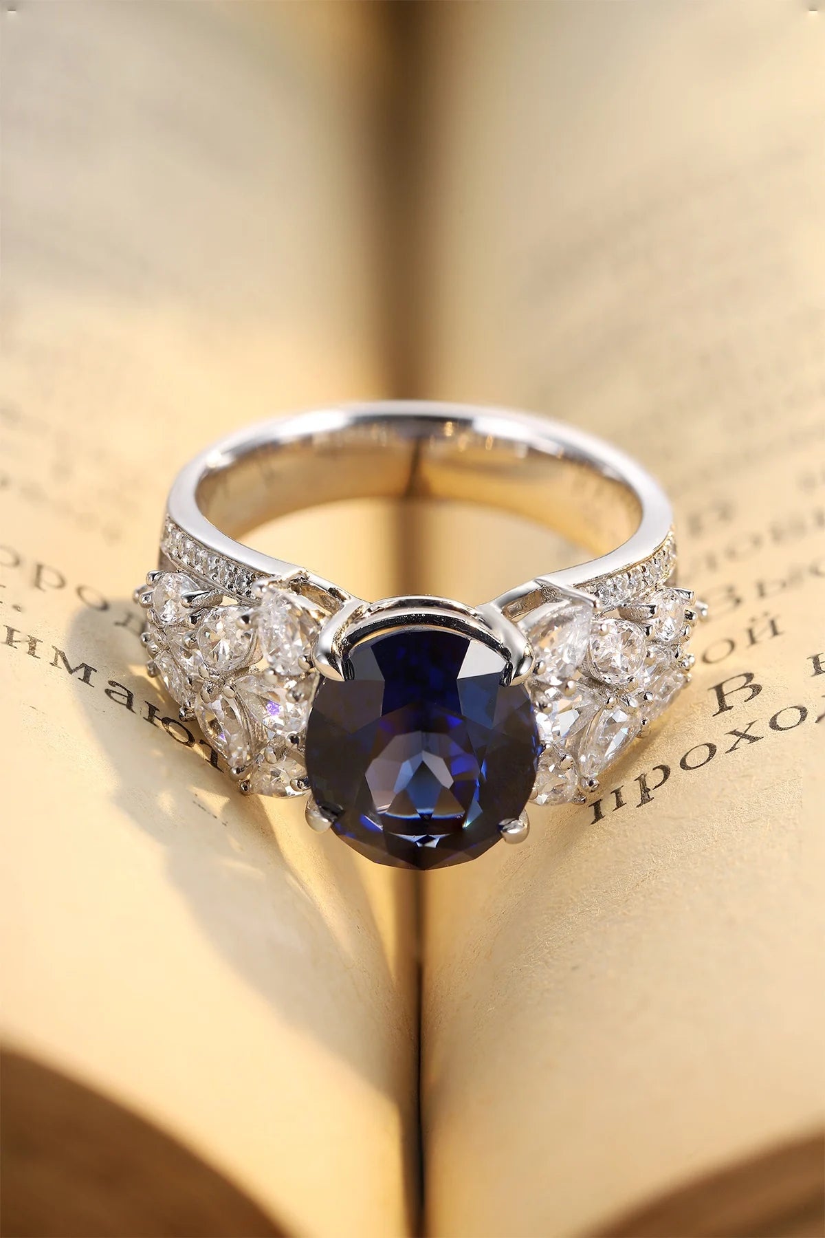 Gemfiori Custom 925 Sterling Silver 5CT Rhodium Plating Oval Diamond Prong Setting Lab Grown Sapphire Classic Wedding Engagement Ring for