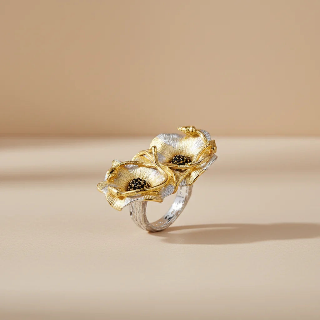 Flower Design 925 Sterling Silver Women Jewelry Ring with Yellow Gold Plated