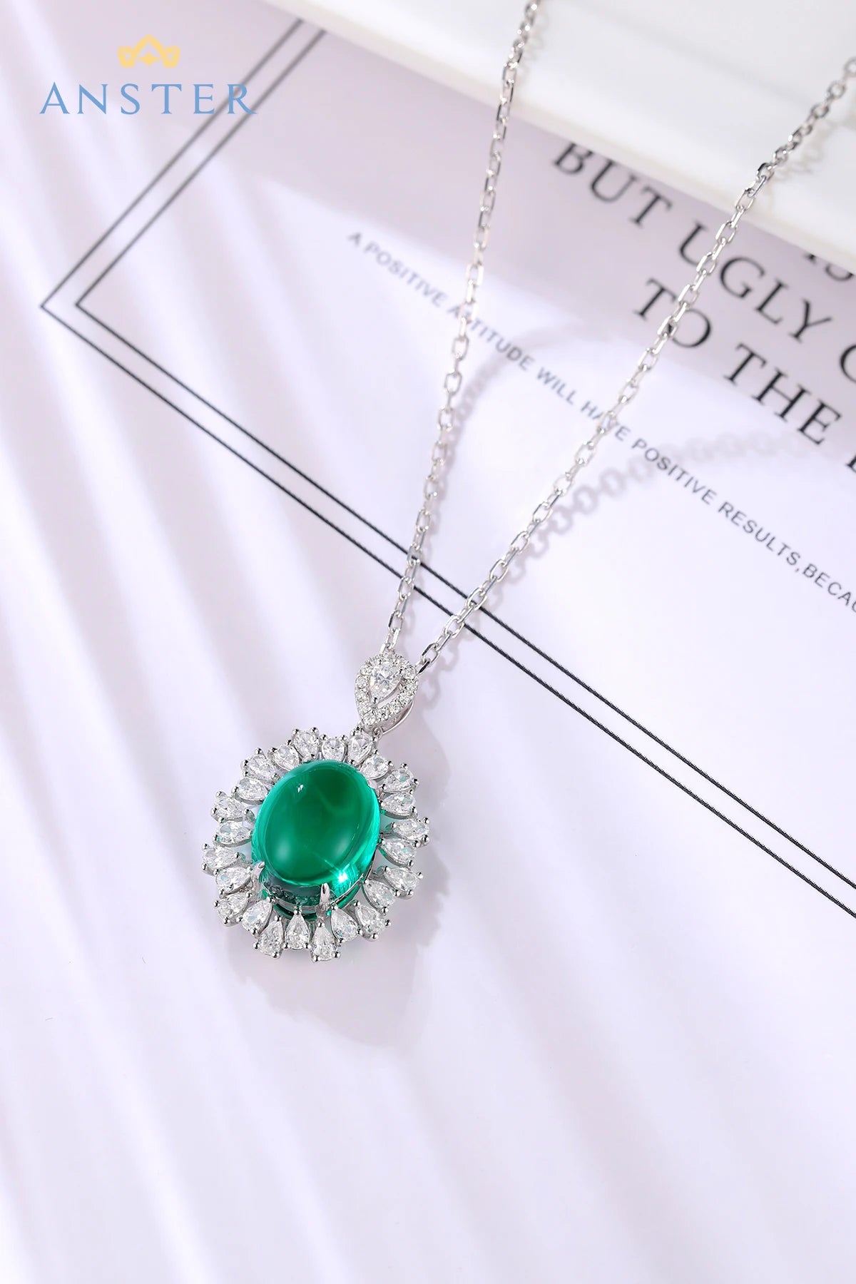 Gemfiori Hot Selling High Quality Lab Grown Emerald Bridal Necklace Wedding Jewelry Emerald Gemstone Fashion Necklace for Party