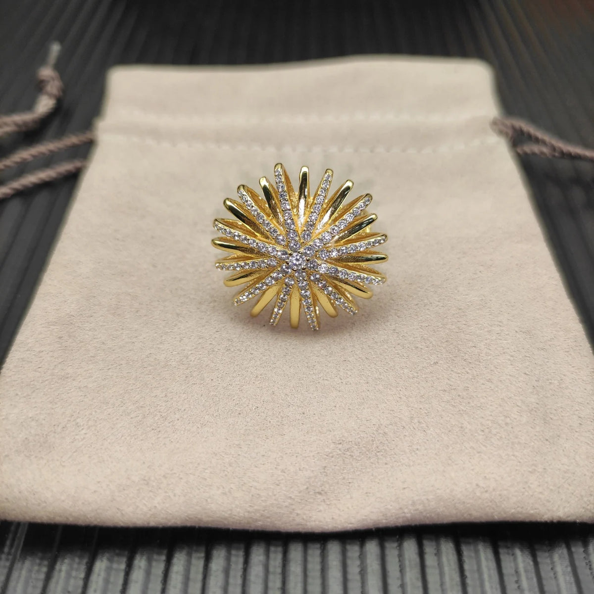 FASHIONISTA DY High-Quality Silver-Plated 28mm Full Sky Star Diamond-Set Ring, Gold-Plated Diamond-Set Ring, Jewelry