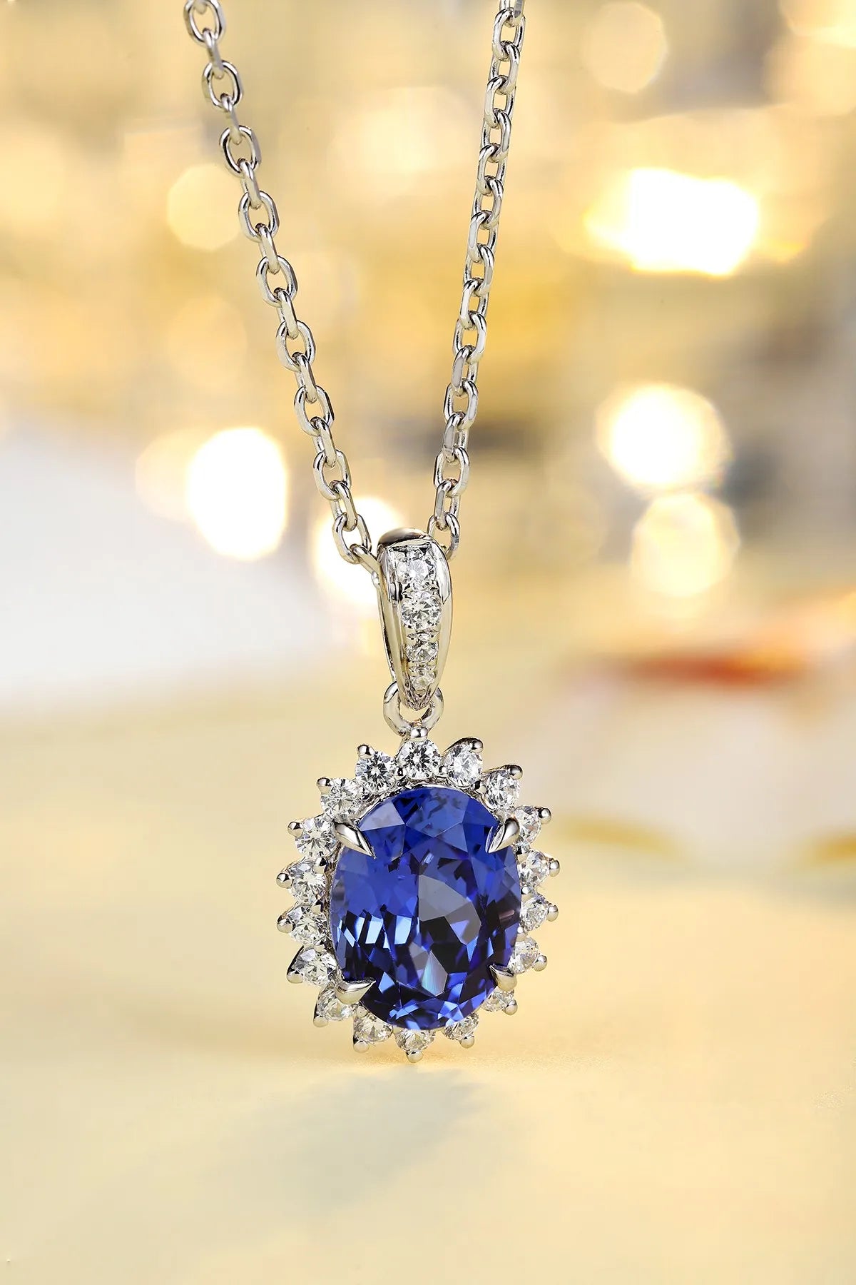 Gemfiori Anster 925 Sterling Silver High-quality Cultivated Sapphire Necklace - Suitable for Parties or As a Gift
