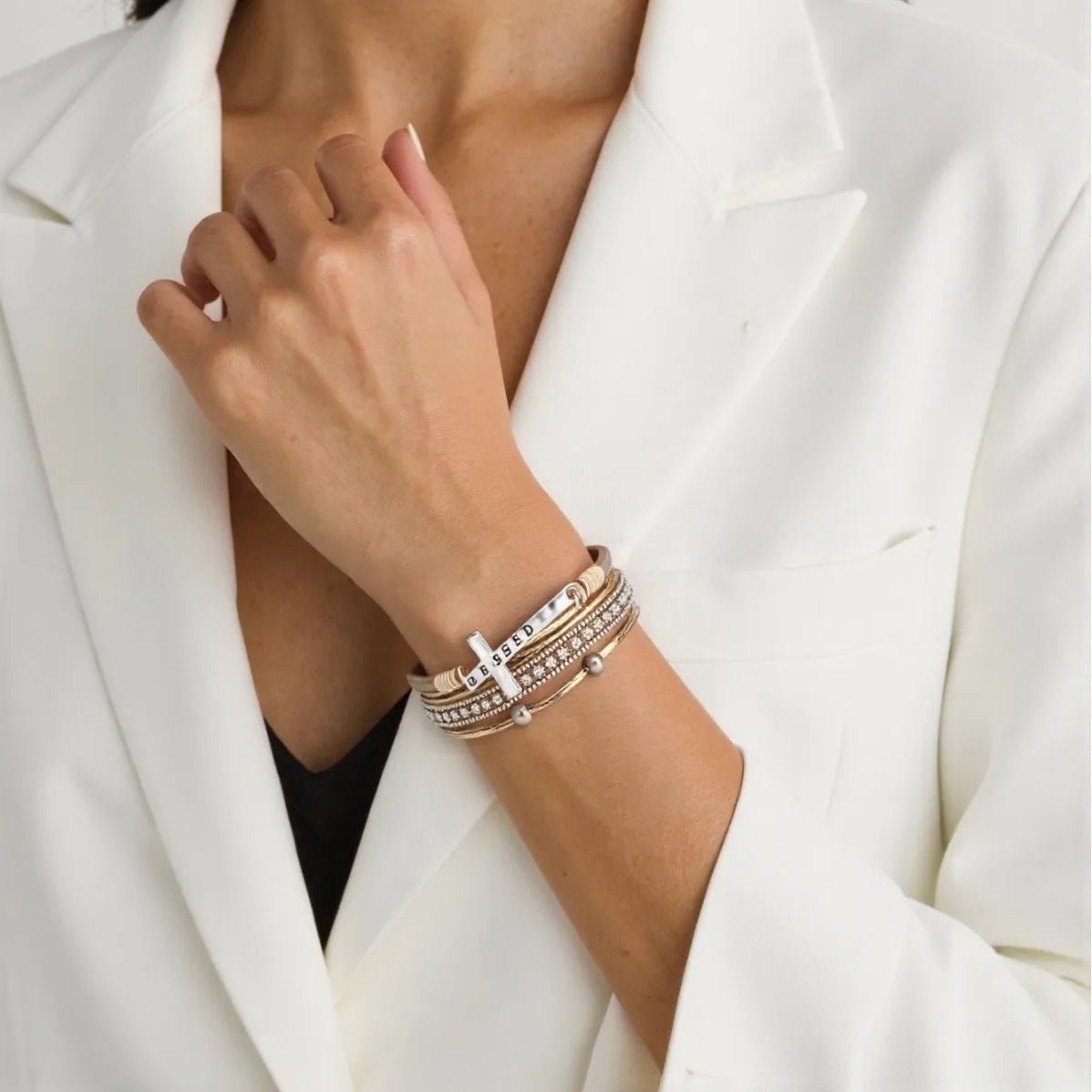 FASHIONISTA Women's Bohemian Cross Charm Bracelet Alloy Micro Diamond Channel Set Magnetic Buckle Customizable Light Luxury Okp