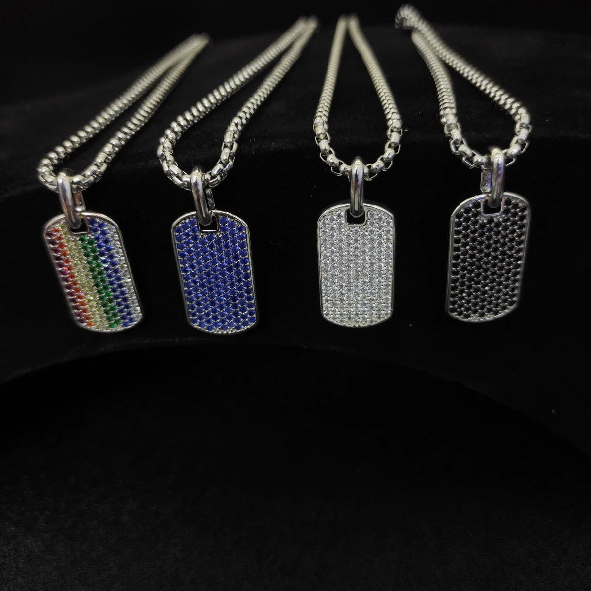 FASHIONISTA DY High-Quality Silver-Plated Shield Necklace with Diamonds, Gold-Plated Shield Necklace. Jewelry .