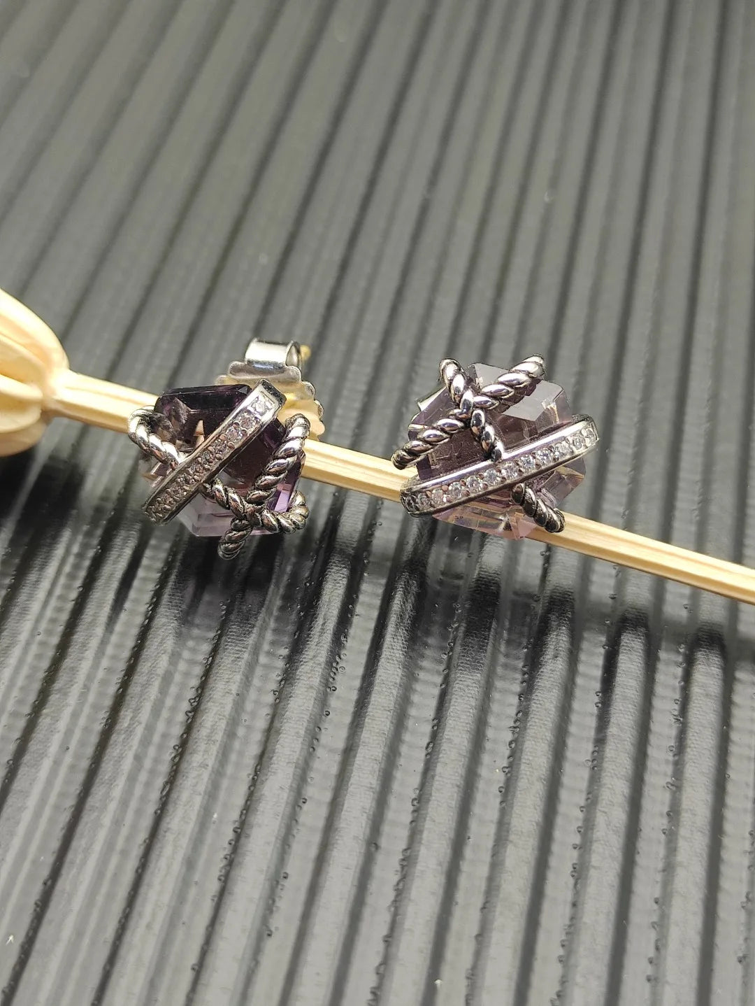 FASHIONISTA DY High-Quality Silver-Plated Hexagonal Diamond Stud Earrings. Gold-Plated Colored Gemstone Stud Earrings. Jewelry.