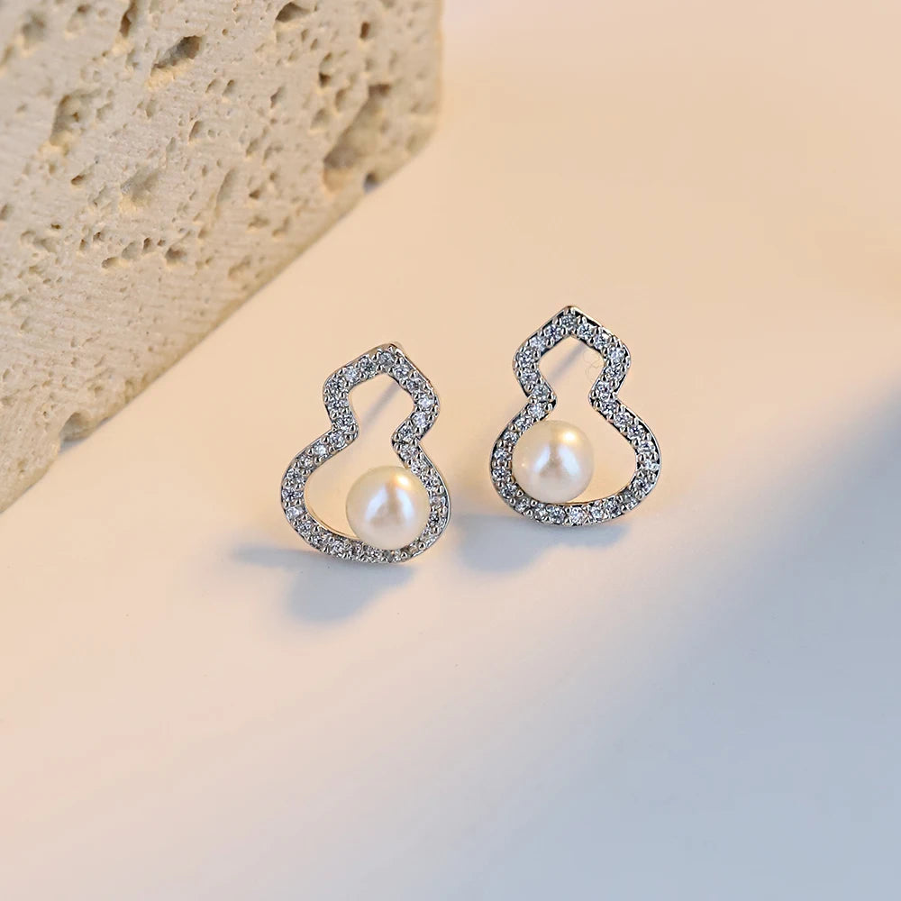 Natural Freshwater Pearl Stud Earrings for Women, Delicate Niche, High-end Earrings, Fashionable  Luxury Temperament Earrings