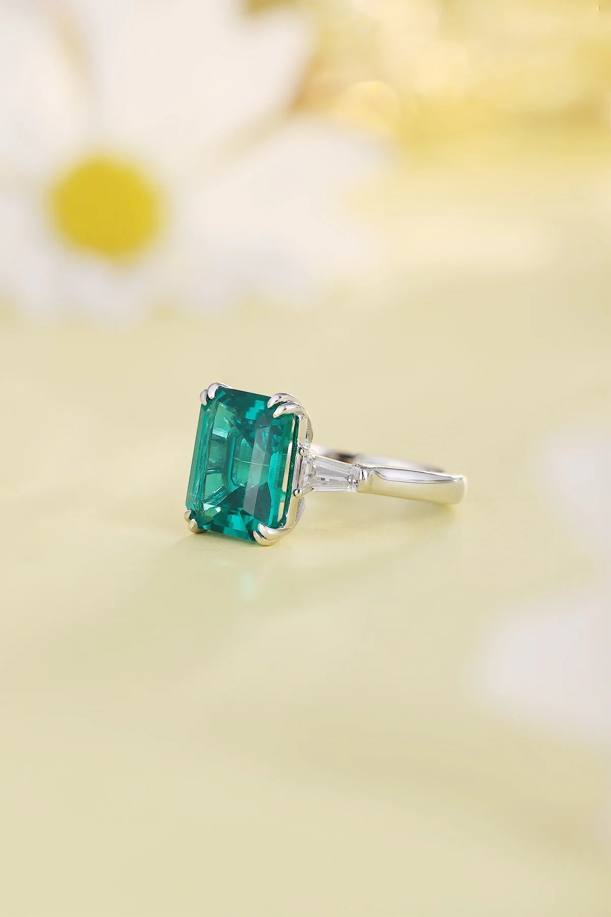 Gemfiori 3 Stones Engagement Rings Silver 5CT 8 Carat Emerald Cut Three Stone Rings for Women Diamond Jewelry Vintage
