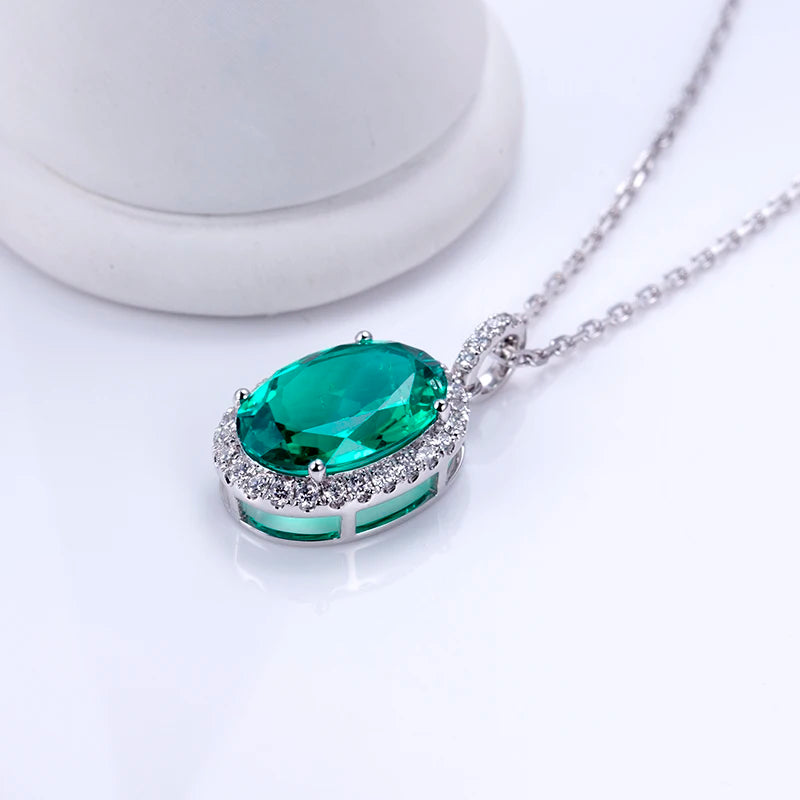 Messi Jewelry  MSN-737 18K White Gold Oval Shape Lab Emerald Moissanite Pendant Necklace