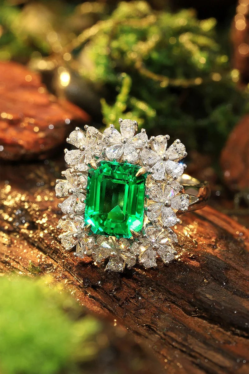 Gemfiori Custom Jewelry Ring 18k Gold Ring with Lab Grown Emerald and CVD Diamond from Shenzhen Gemfiori Wuzhou Gems