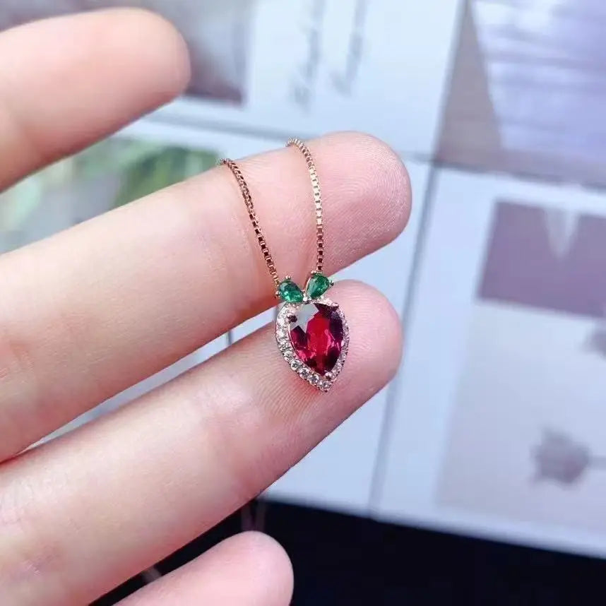 925  Silver Radish Jewelry Set, Gold-plated Natural Garnet Earring Necklace Set, Suitable for Children's and Women's Jewelry
