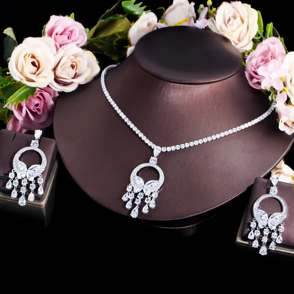 Shimmering Noble Green Cubic Zirconia Chandelier Tassel Drop Big Necklace and Earrings Nigerian Women Prom Wedding Jewelry Set