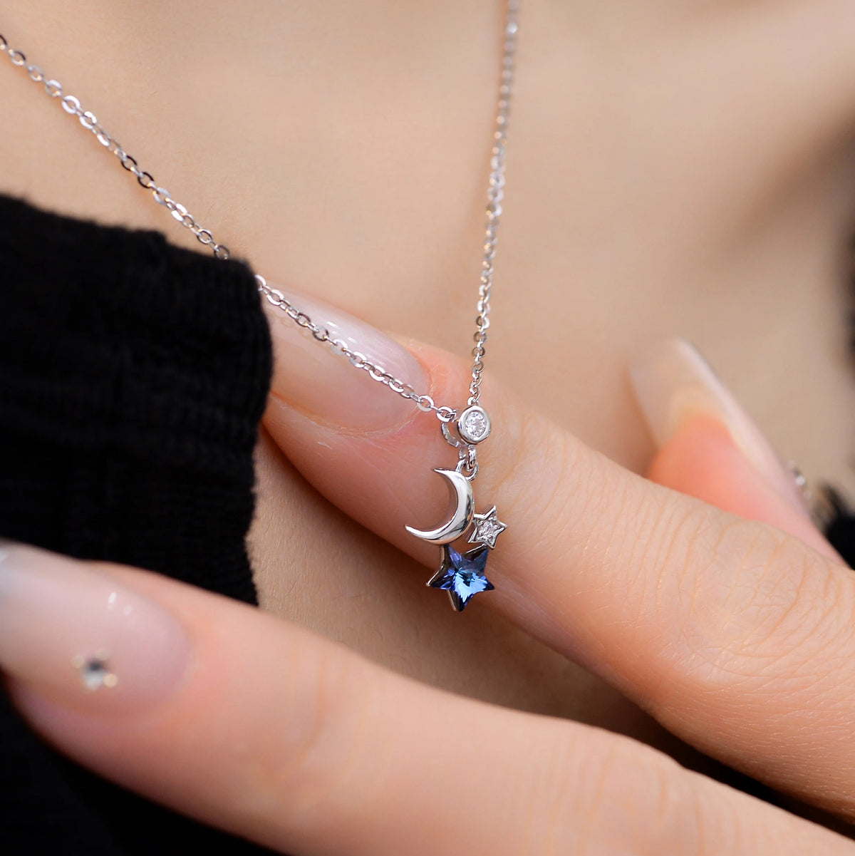 ArtistA Romantic 925 Sterling Silver Blue Star Crescent Moon Jewelry Set Austrian Crystal Drop Earrings Necklace for Women Birthday Gift