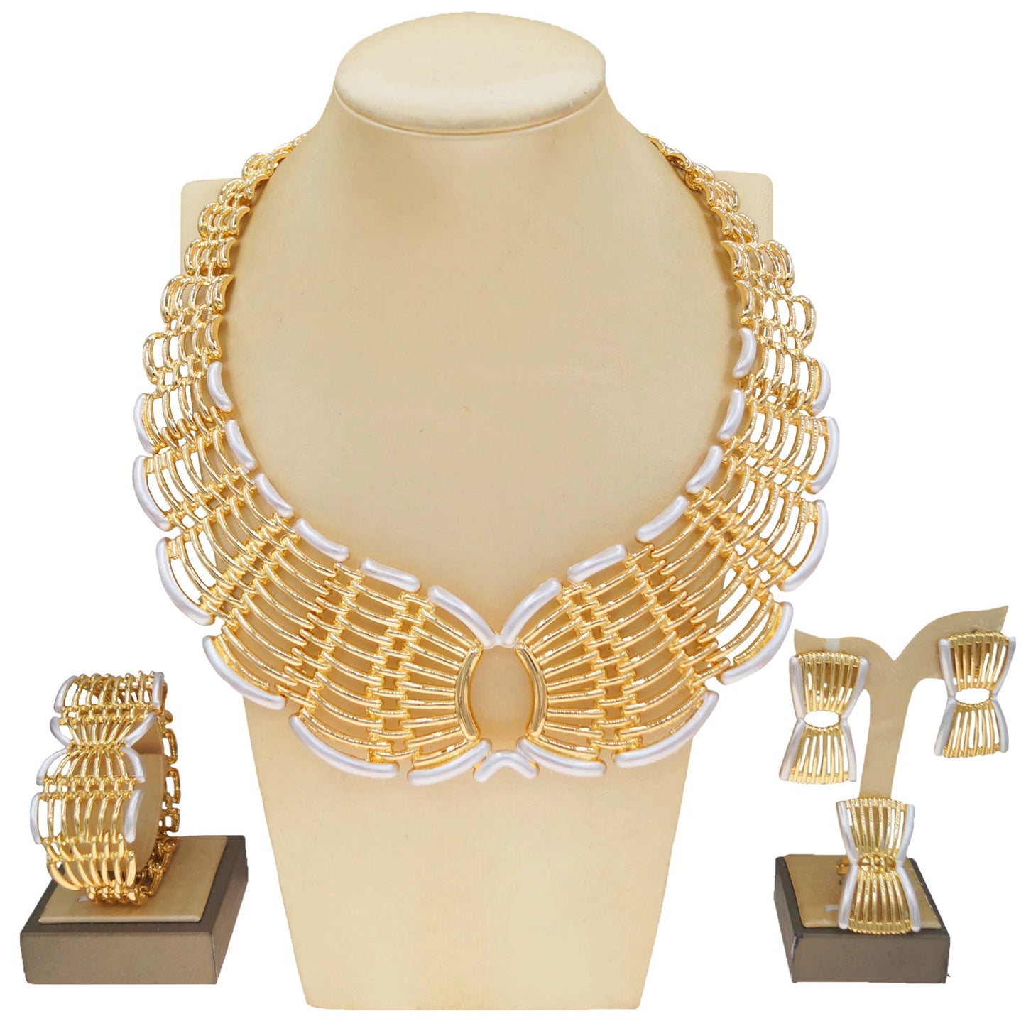 Zhuerrui Italian Hollow Women's Jewelry Four Sets of Personalized Design Atmospheric Elegant Romantic French Style in StockH0759