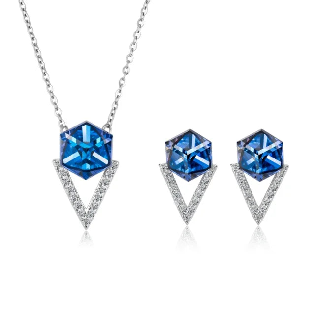 ArtistA OEM ODM 925 Sterling Silver Crystal Jewelry Set Factory Women Daily Wear Rhodium Plated V Charm Necklace for Women