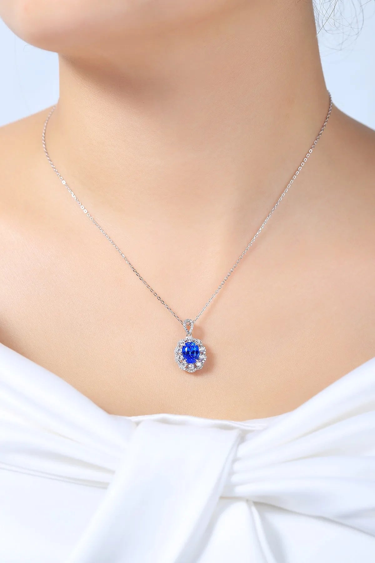 Gemfiori Anster 925 Sterling Silver High-quality Cultivated Cobalt Spinel Necklace - Suitable for Parties or As a Gift