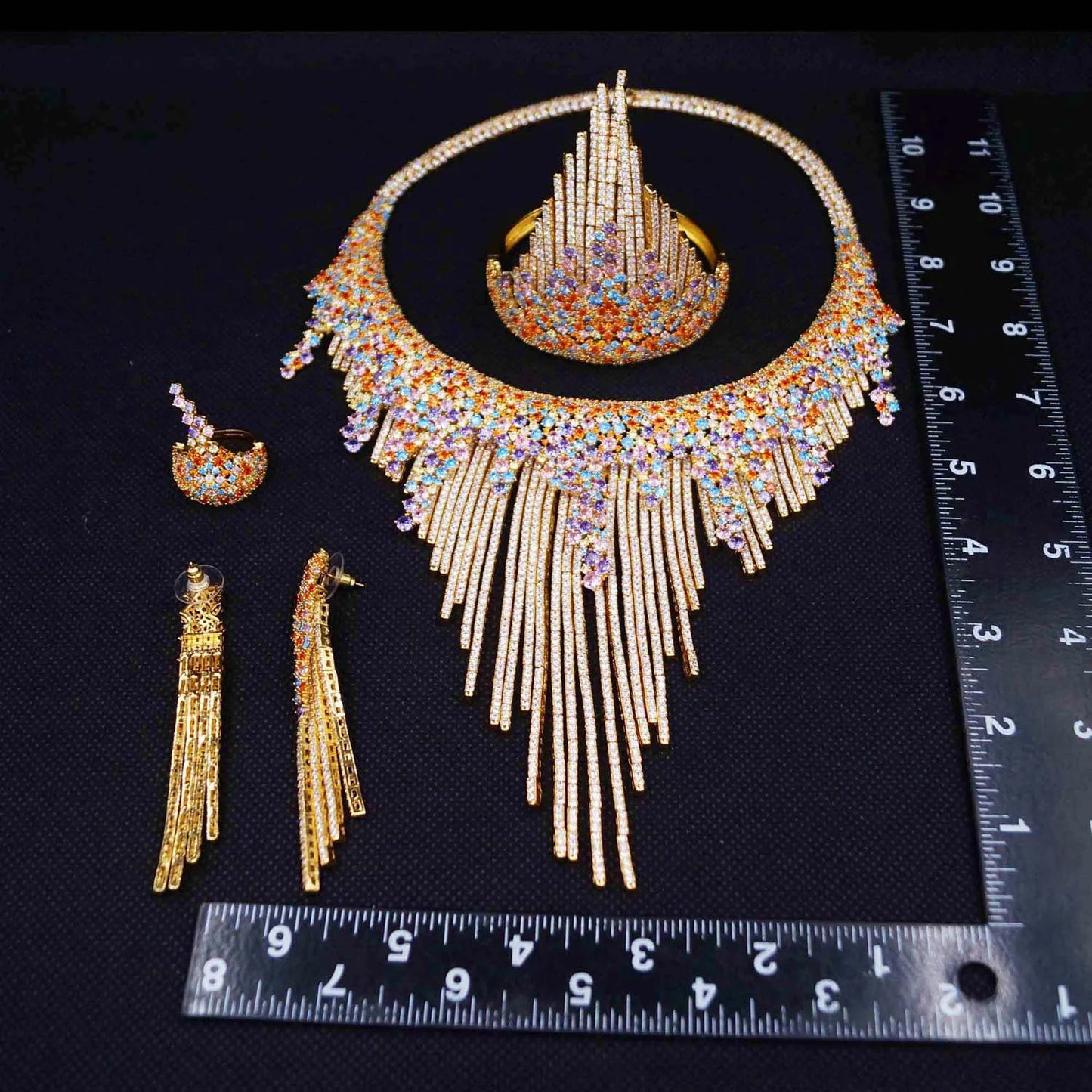 Zhuerrui High Quality Gold Jewelry Set Beautiful Multi Color Beads Jewelry Sets Cheap Bridal Costume Accessories HZ23048406