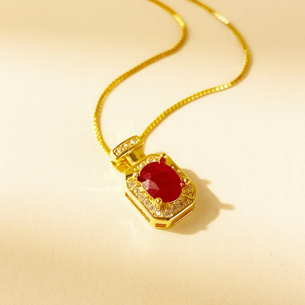 Gioiellieri Natural Ruby Rose Gold Plated 925 Sterling Silver Exquisitely Crafted Claw Setting Gemstone-Inlaid CMA Pendant Necklace