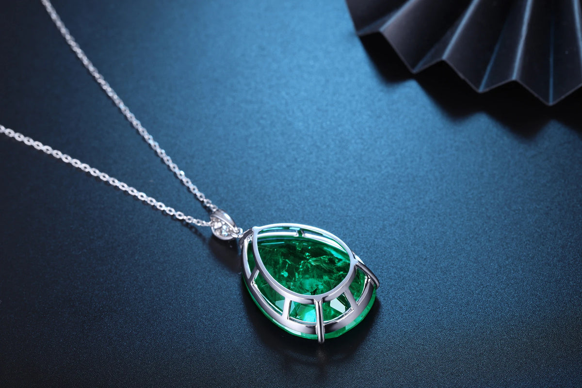 Gemfiori 39ct Pear shape Lab Hydro emerald 18k gold Fashion Pendant necklace from Shenzhen custom jewelry Wuzhou Gemstones
