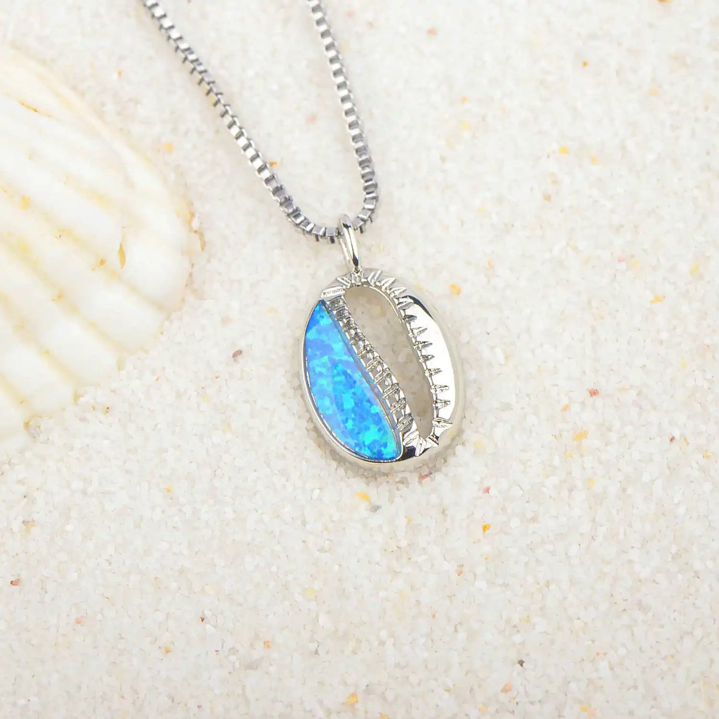 Geometric Pendant Necklace Aobao Inlaid Detail Fashion Jewelry