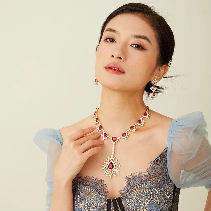High-End Women's Gold Plated Water Droplet Necklace Earrings Set Exquisite Luxury Dress Accessories Inlaid Zirconium Gift