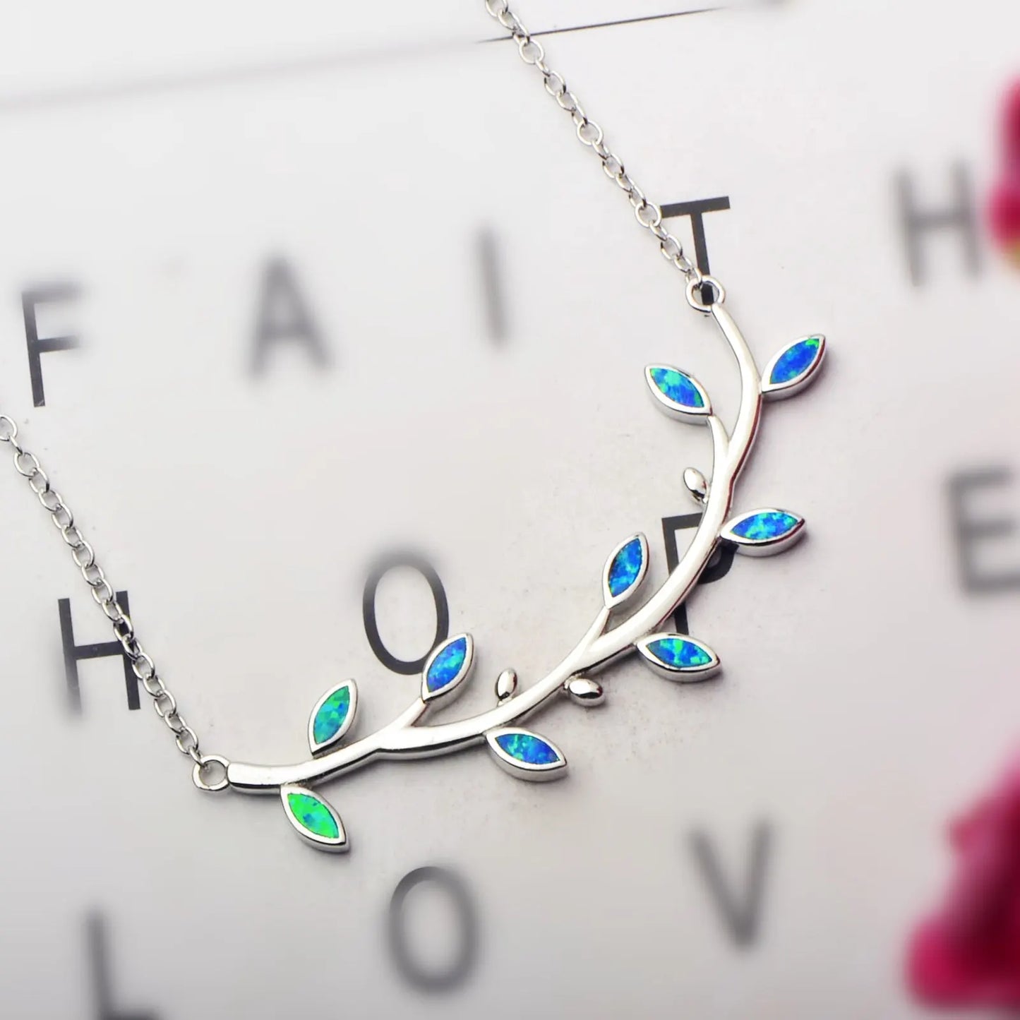 TikTok INS Wind Hawaii Beach Explosion Opal Heart Shape Leaves Vintage Copper Box Necklace Women's Wholesale Party Inlaid Charms