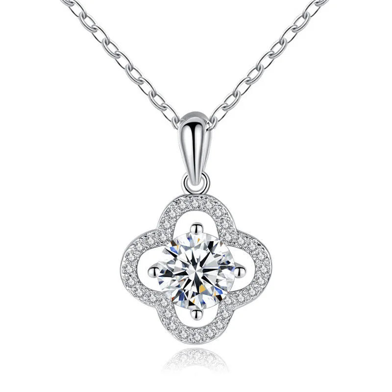 Blingbling VVS D 1ct 2ct 3ct Moissanite Stones 925 Sterling Silver Four Leaf Clover Necklaces