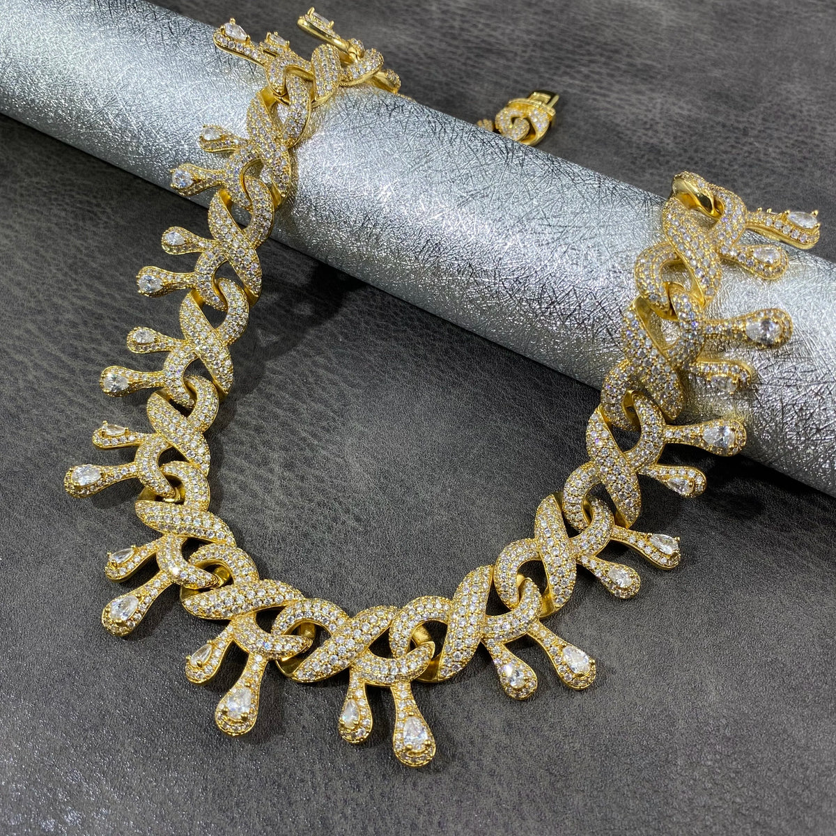 BiG-BOSS New Design Dripping Infinity Design Necklace Iced Out Hip Hop Jewelry Round Cut Women's Men Jewelry