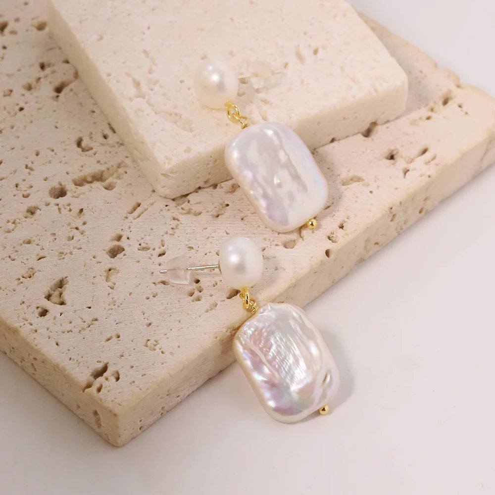 White Natural Freshwater Baroque Pearl Earrings Korean Style Women Luxury Jewelry Fashion Ladies and Girls Gift GE1514