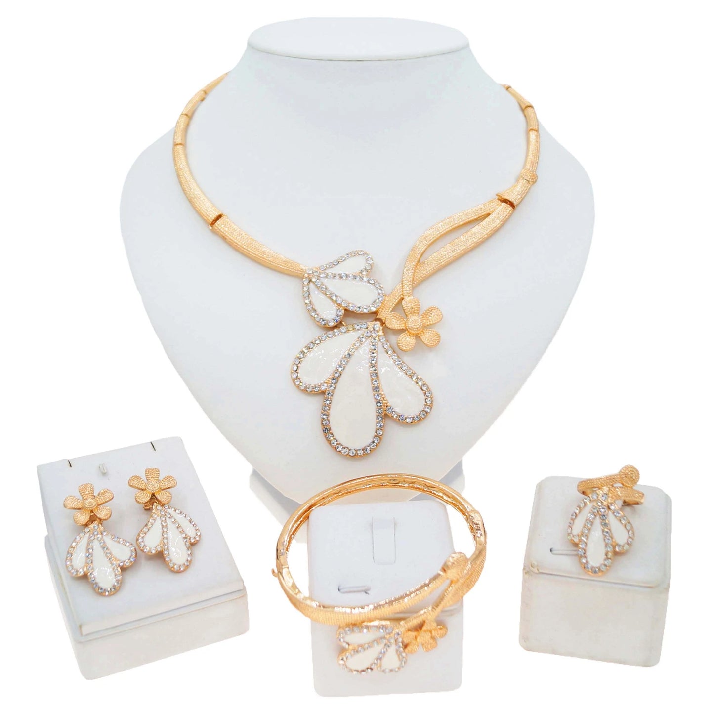 Zhuerrui Charm Clothing Jewelry Set French Romantic Trend Diamond Flowers Girls Coming-of-age Party Bracelet NecklaceHC24026214