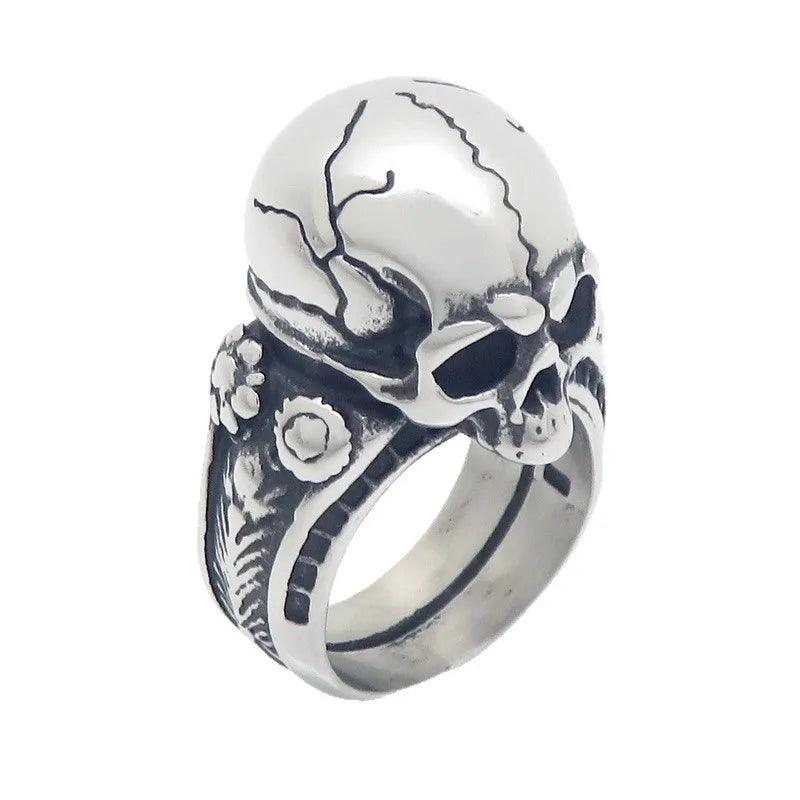 Kalen European American Gothic Skull Ring Punk Retro Dark Cracked Skull Stainless Steel Men Ring Jewelry