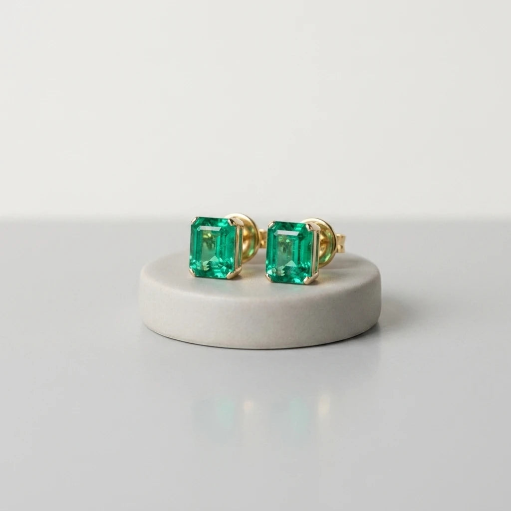 ArtistA 14K Yellow Gold Hydrothermal Lab Green Emerald Stone Necklace and Earring Jewelry Set