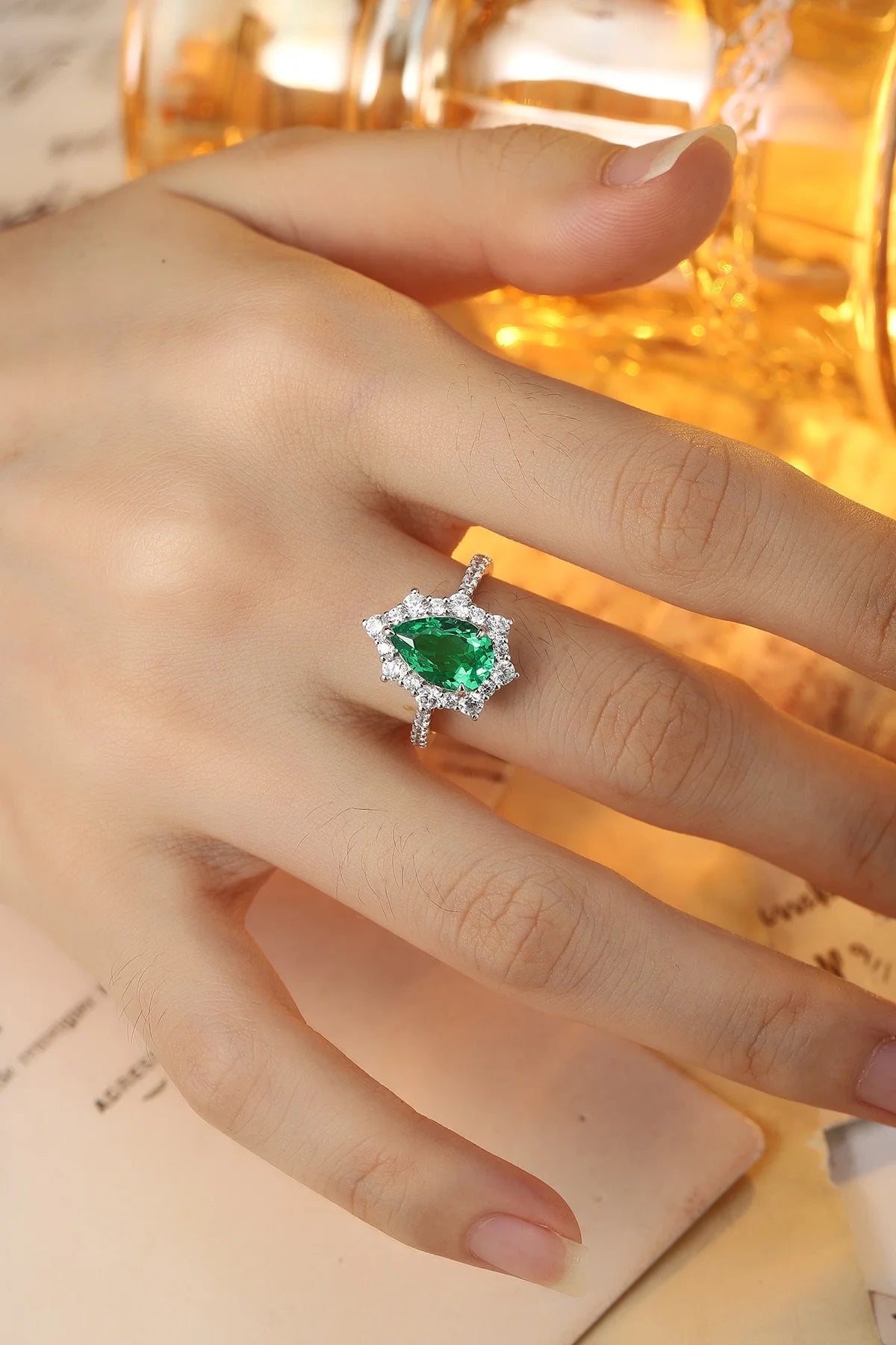 Gemfiori Luxury Lab Grown Pear Cutting Emerald S925 Silver Ring Custom Made Ring with Excellent Price