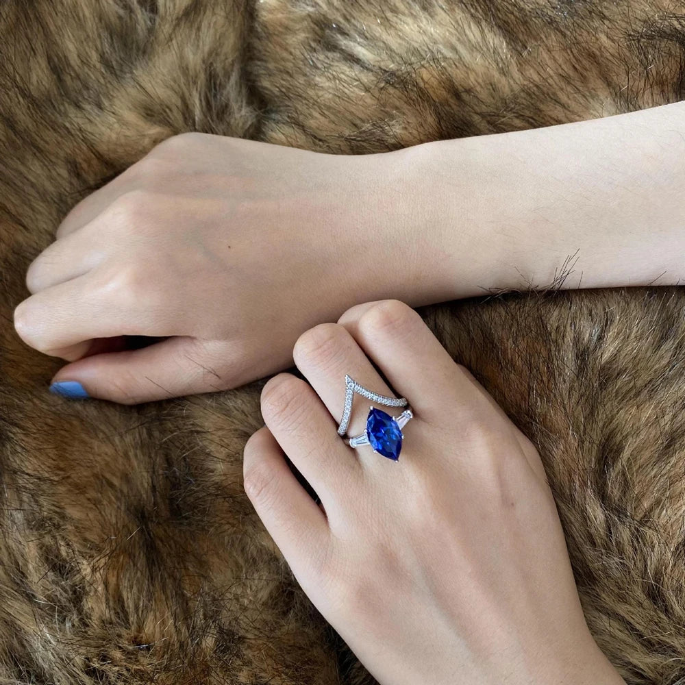 Silverelli | 925 Silver Horse Eye Ring | 6 Carat High Carbon Diamond | Platinum Plated | Pave Setting