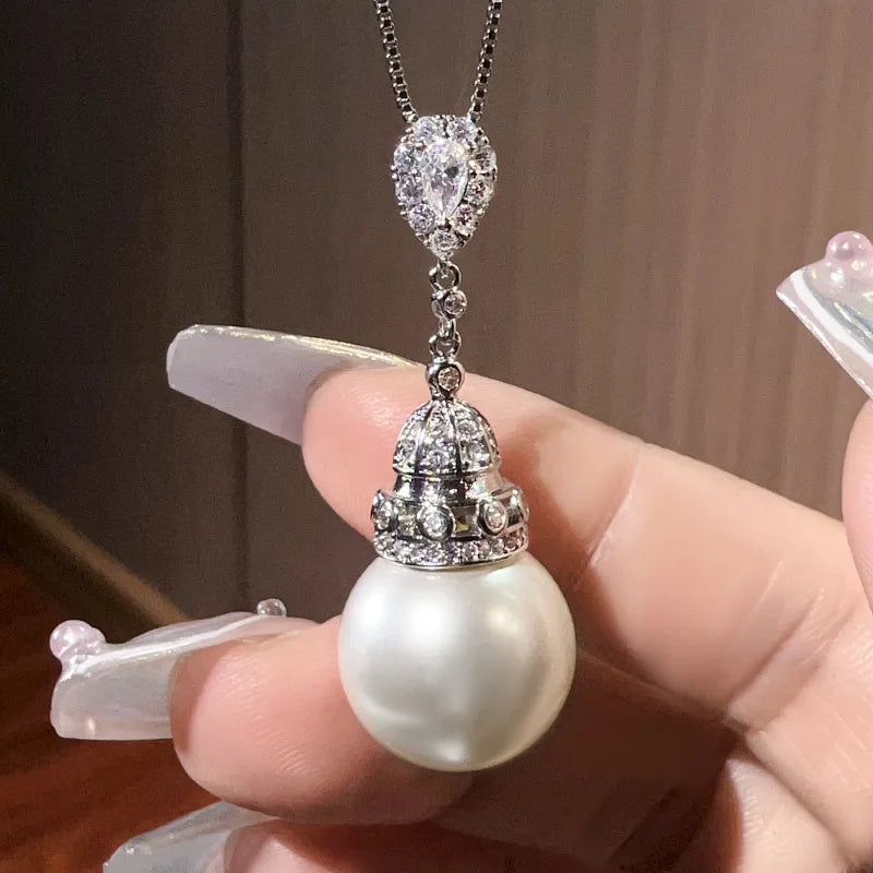 Gemfiori High Quality Shiny Jewelry Brass Gold-plated Inlaid with White Pearl Temperament Tassel Set
