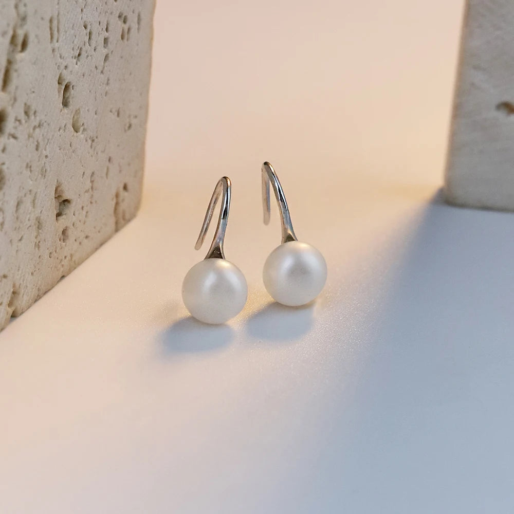 Natural Freshwater Pearl Stud Earrings for Women, Delicate Niche, High-end Earrings, Fashionable  Luxury Temperament Earrings