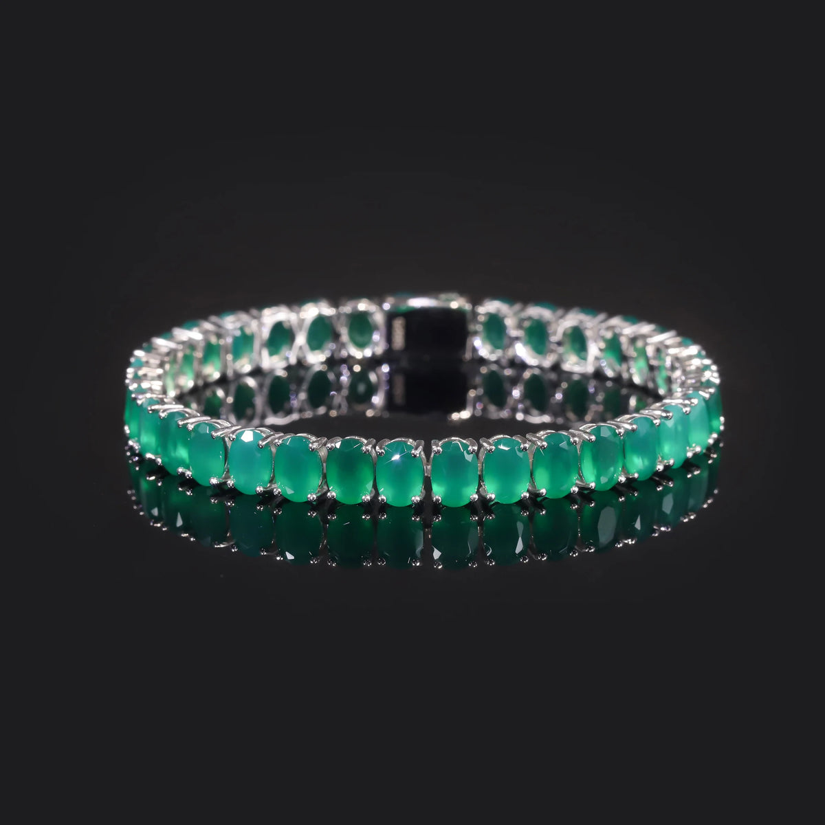 ArtistA Abiding Opulent Glaring Custom 3x4mm 4x5mm 4x6mm 5x7mm Oval Cut Natural Green Agate 925 Silver Oval Chrysoprase Tennis Bracelet