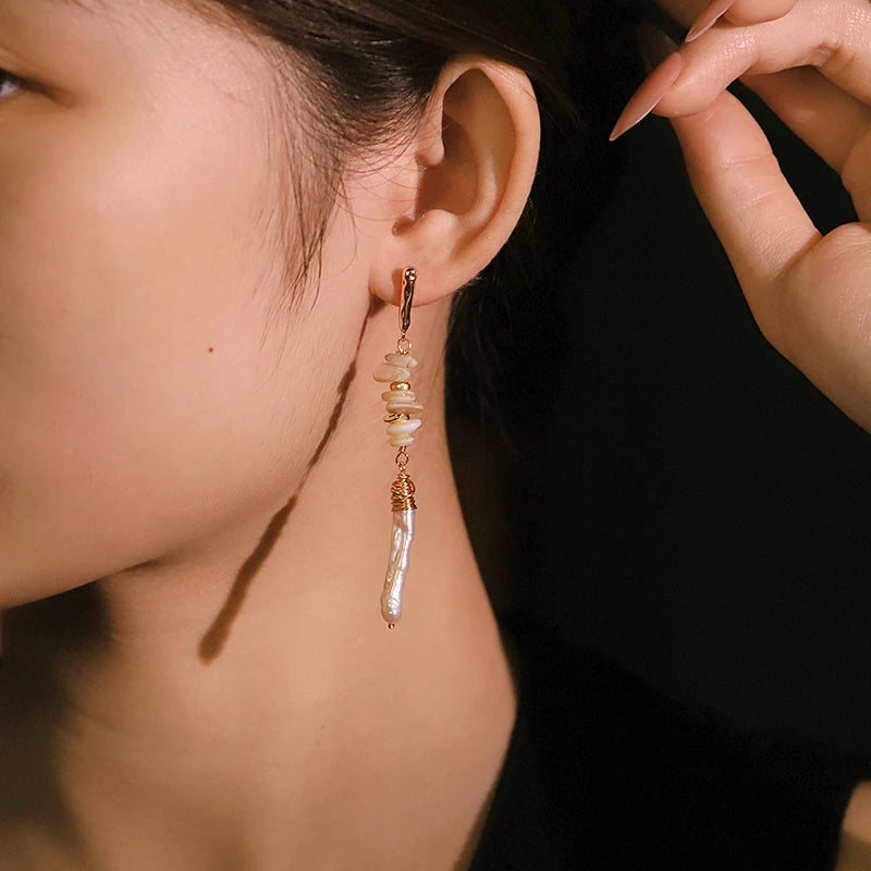 Baroque Natural Pearl Layered Shell Pendant Earrings 18k Gold Plated Handmade Design Earrings for Banquet Wedding Wife GE1820