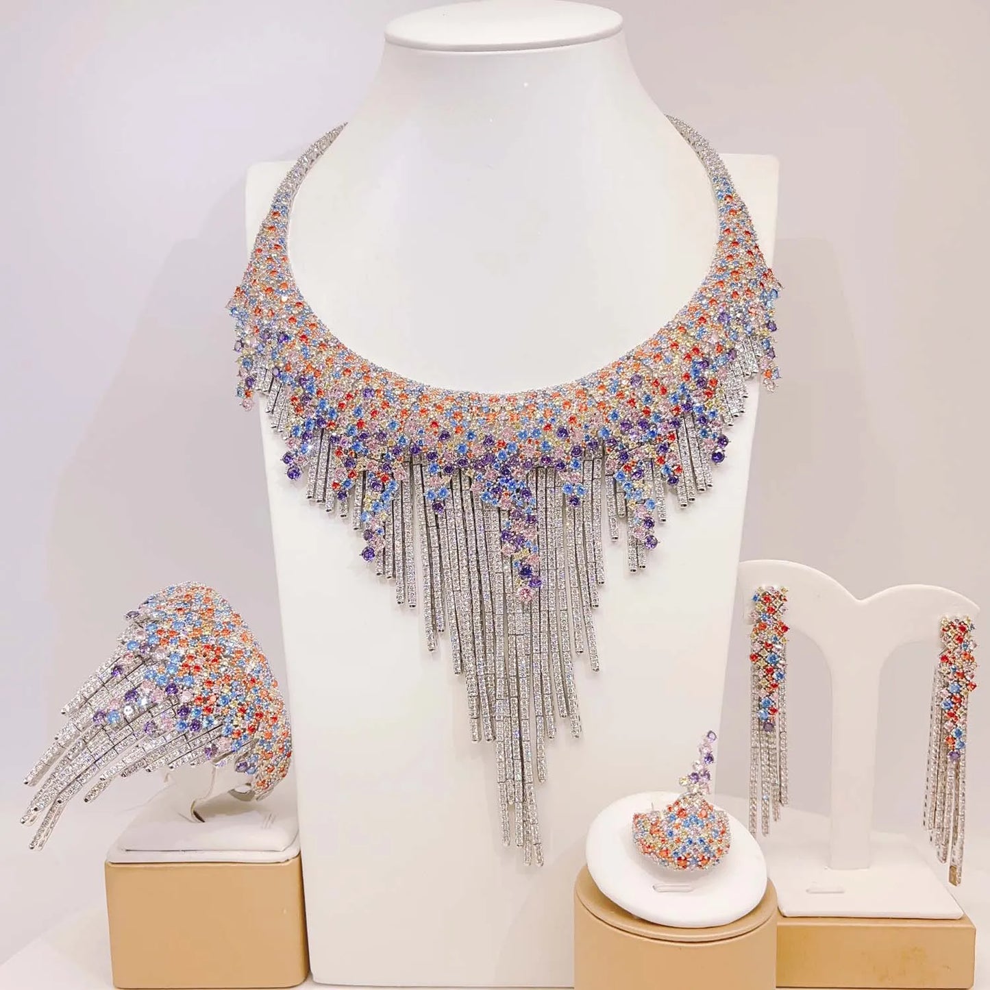 Zhuerrui High Quality Gold Jewelry Set Beautiful Multi Color Beads Jewelry Sets Cheap Bridal Costume Accessories HZ23048406