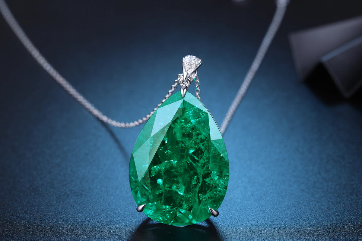 Gemfiori 39ct Pear shape Lab Hydro emerald 18k gold Fashion Pendant necklace from Shenzhen custom jewelry Wuzhou Gemstones