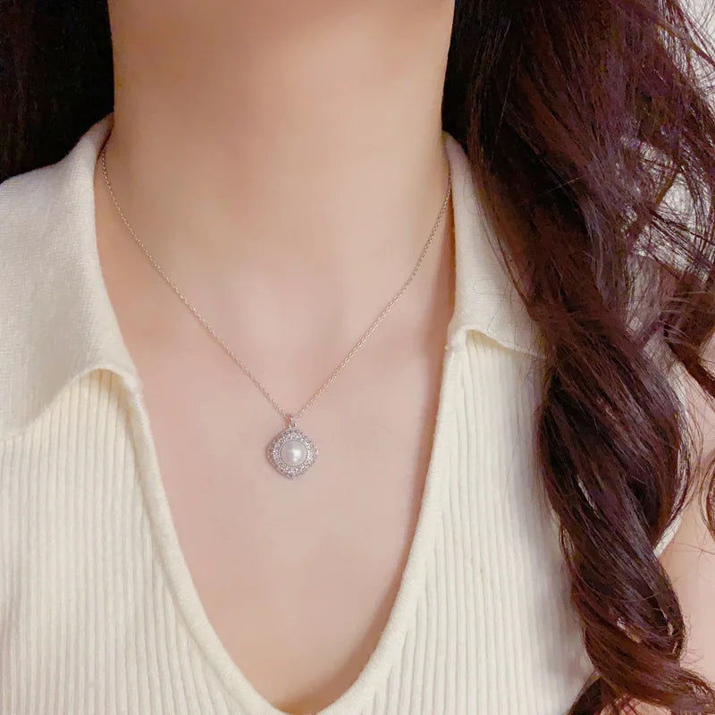 Top Quality Fashion Exquisite Zircon Flower Necklace and Earrings Set with Pearl Classic Real Gold Plated Jewelry Set for Women