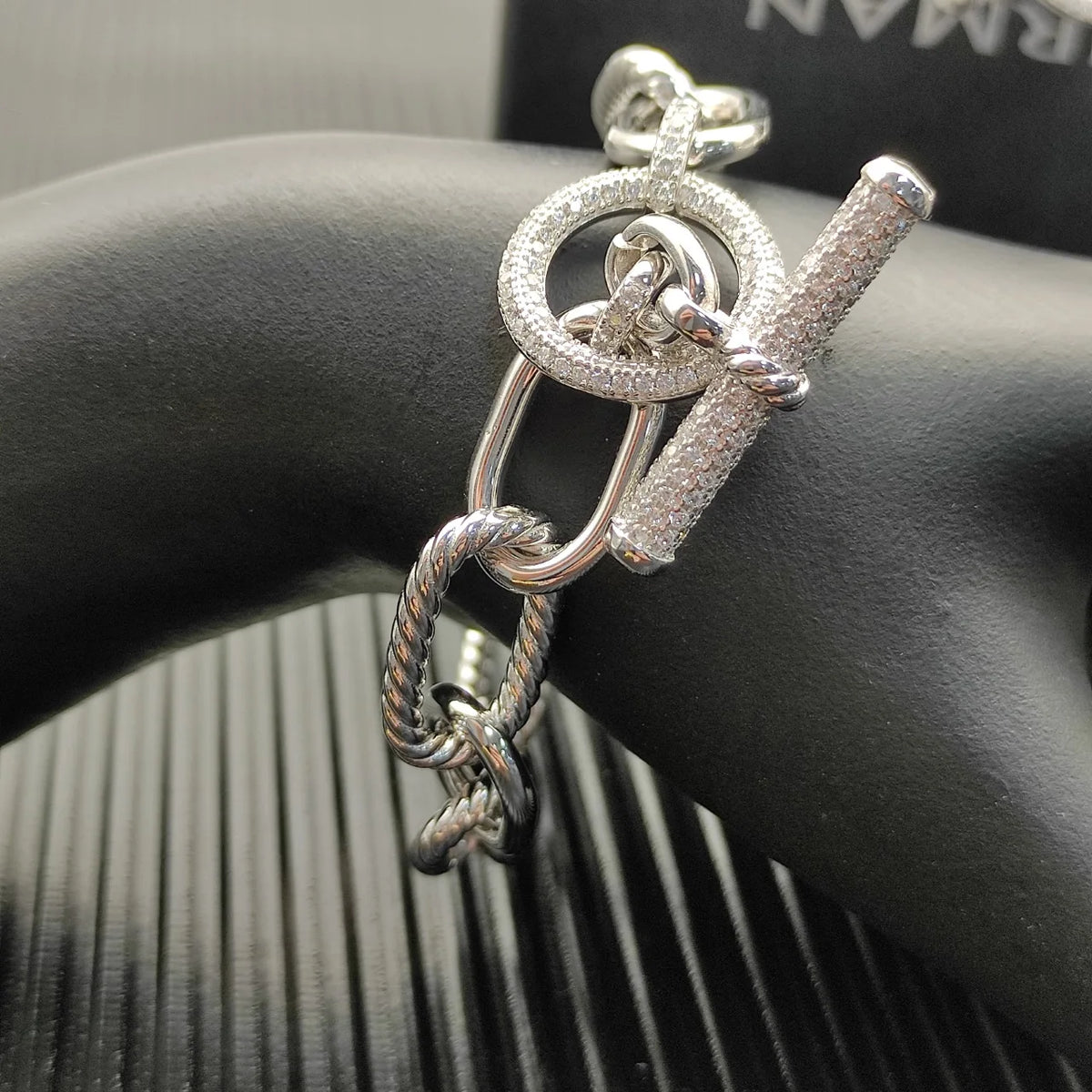 FASHIONISTA DY High-Quality Silver-Plated Diamond-Embedded Bracelets, Gold-Plated Diamond-Embedded Bracelets, Jewelry