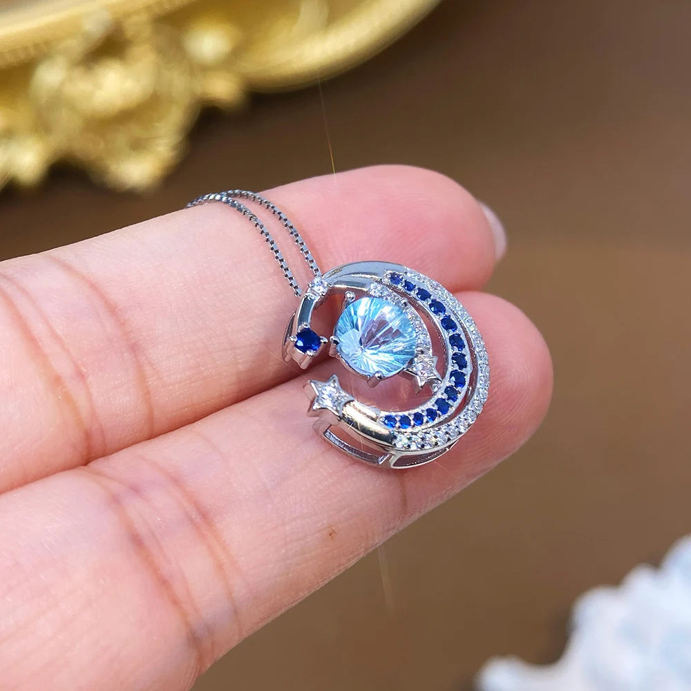 Gioiellieri Luxury Natural Sky Blue Crystal Necklace Round Fireworks Cut S925 Sterling Silver Gold Plated Rhodium Plated Charm Pendant Gift
