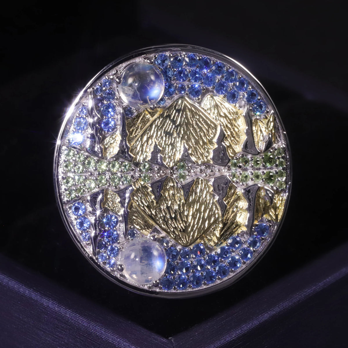 ArtistA Abiding Unique Design Women 925 Silver Natural Landscape Clacier Moonlit Scene Circle Chips Moonstone Pendant Ring Set