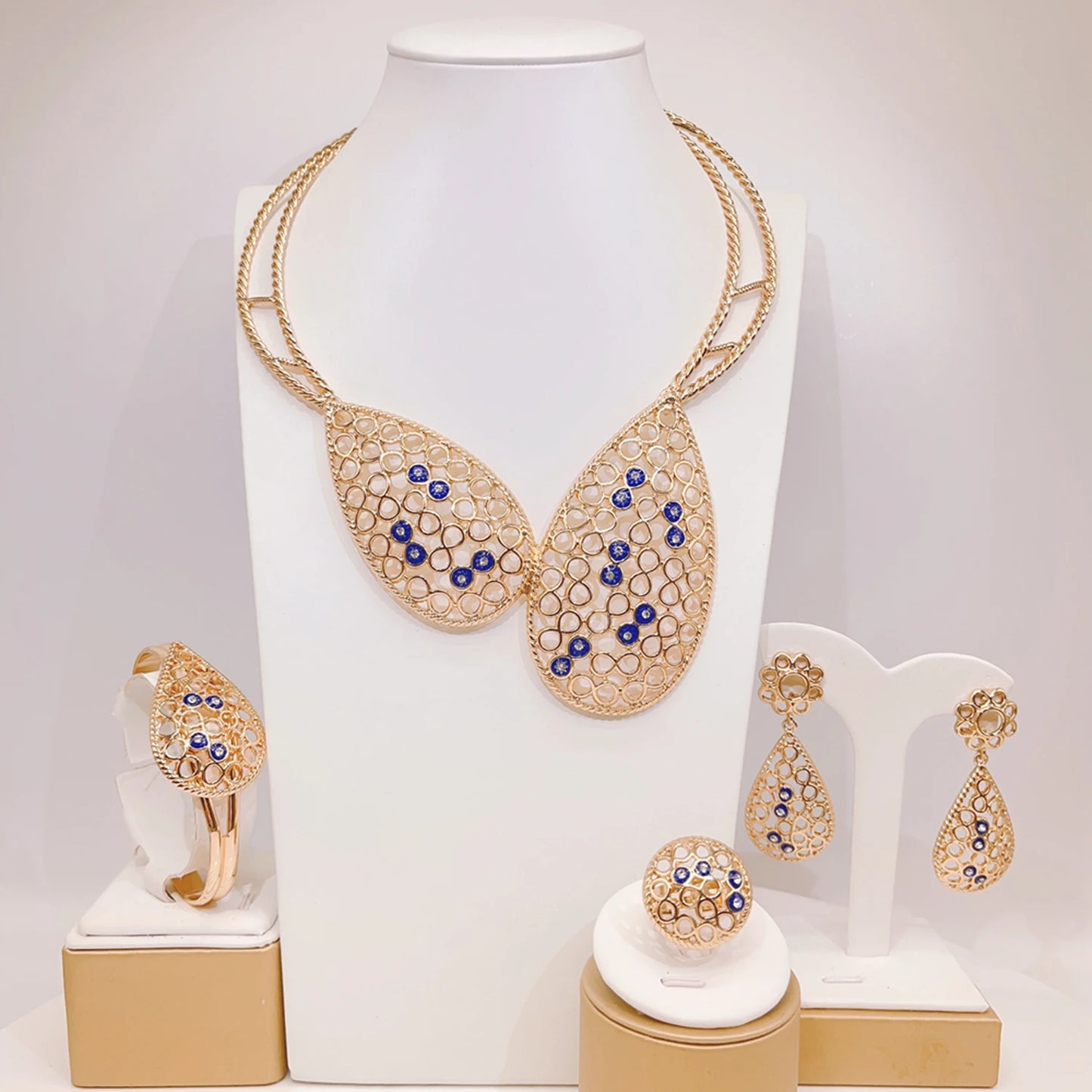 Zhuerrui Simple Wedding Gold Jewelry Sets Multi Color Hollow Out Necklace Jewelry Set Fashion Costume Accessories HC23164