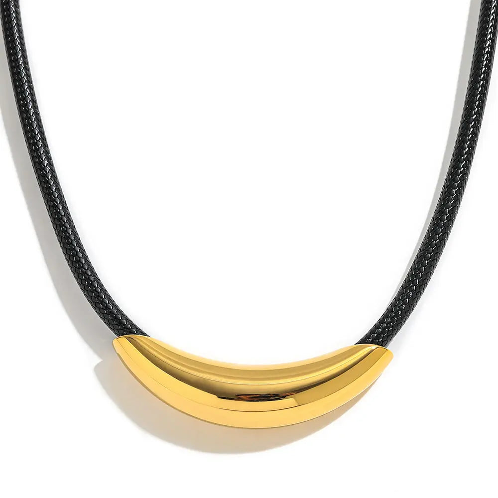 Joolim PVD Plated Wholesale Waterproof Fashion Curved Bar Crescent Pendant Leather Choker Necklace Stainless Steel Jewelry