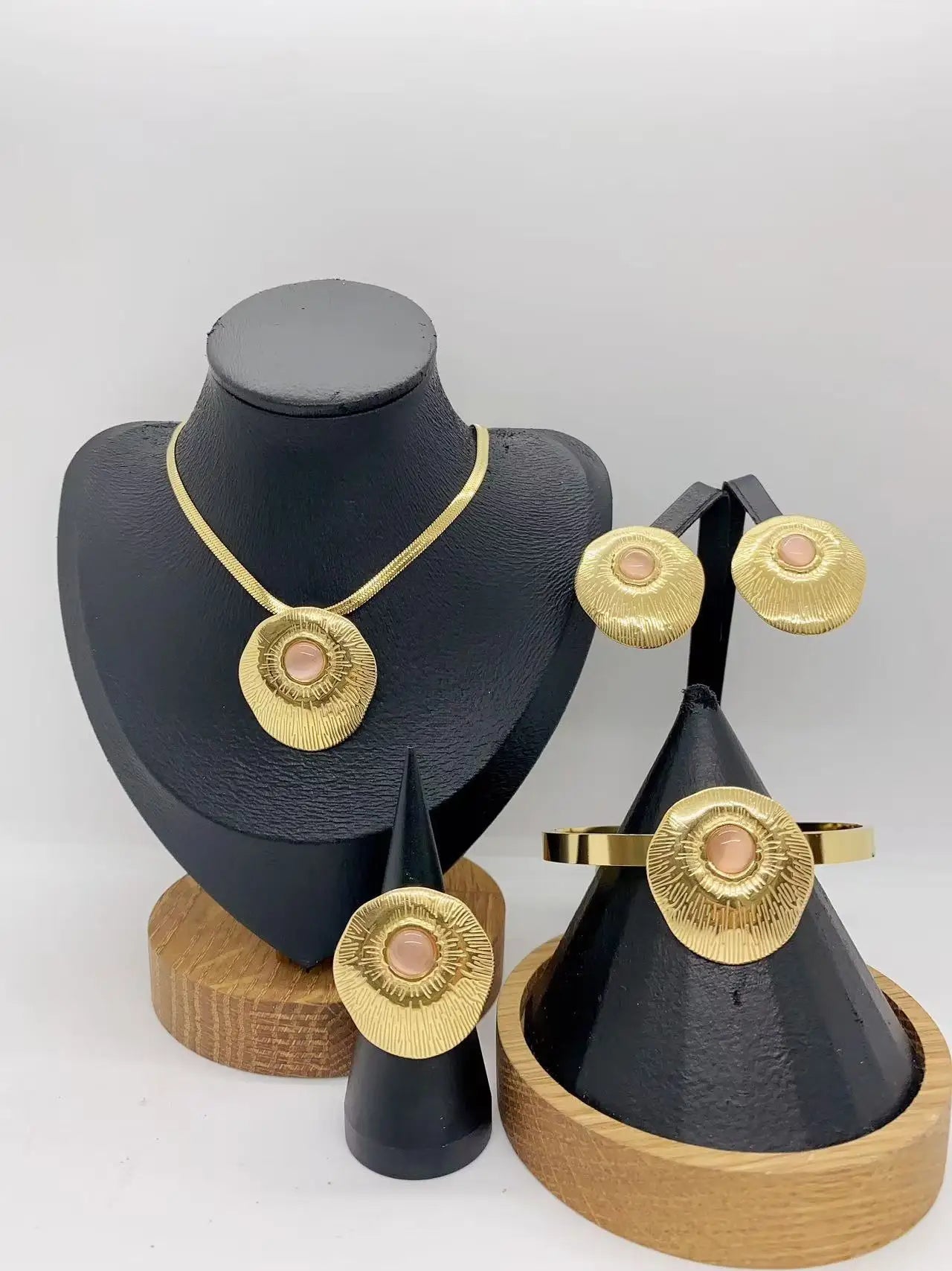 Pearl & Cat's Eye Stone Necklace & Earrings Jewellery Set | Vintage Stainless Steel Fashion Set