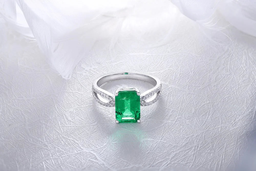 Gemfiori Emerald cut 9*7mm 2ct Hydro Colombian Emearld Ring in 18k gold with lab diamond from Shenzhen custom Gemfiori Wuzhou Gems